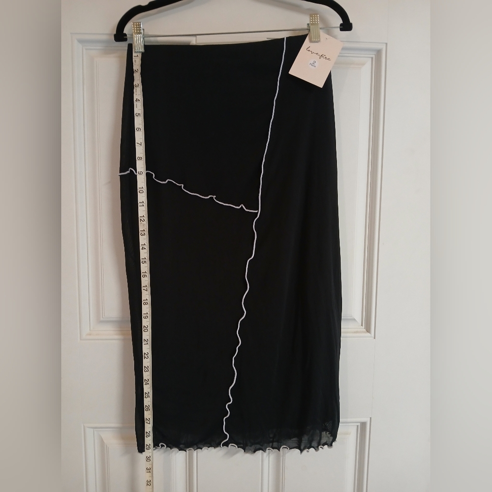 🦋 WOW - ADORABLE 🦋 Love, Fire 2 piece sheer top & lined skirt - Picture 3 of 4